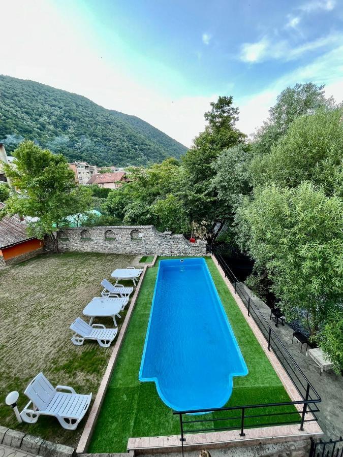 Pensiunea Orhideea Băile Herculane Exterior foto